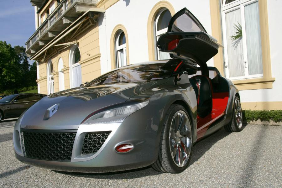  Renault Megane Coupe Concept 2008 года  (фото 14 из 28)
